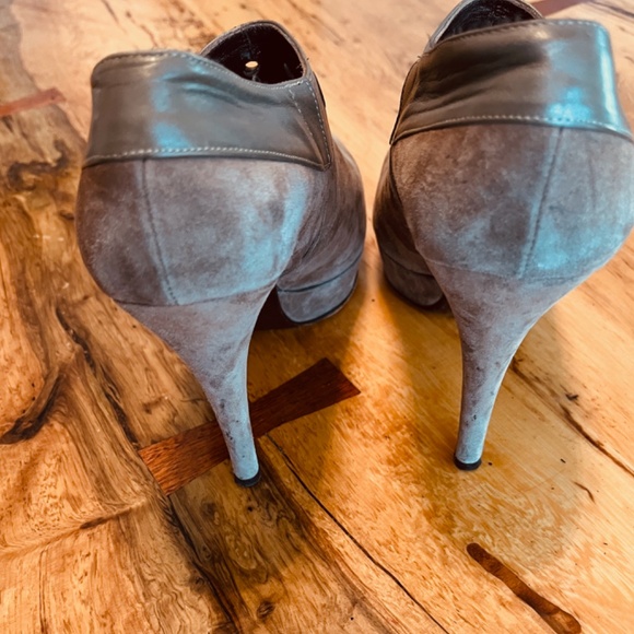 STUART WEITZMAN Women's Booties gray/brown high heels 7 1/2 M - Picture 3 of 8